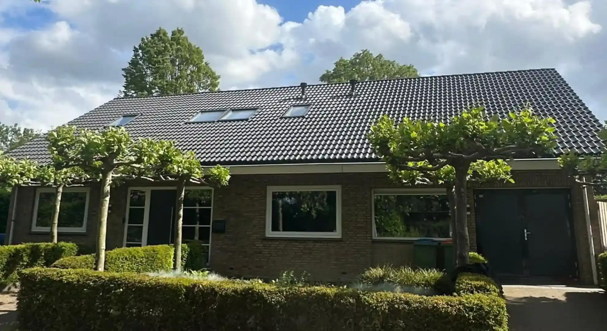Dakonderhoud tips voor elk seizoen in Nederland